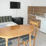 мишел Guest house