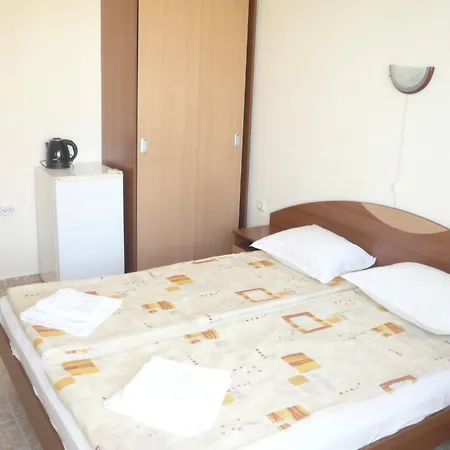 Guest house мишел *