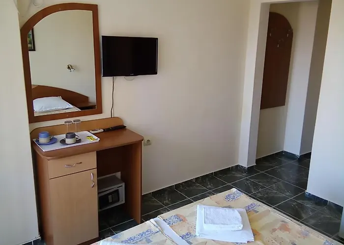 Guest house мишел 4*