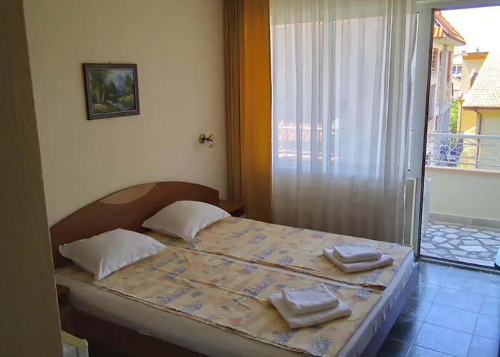 мишел Guest house